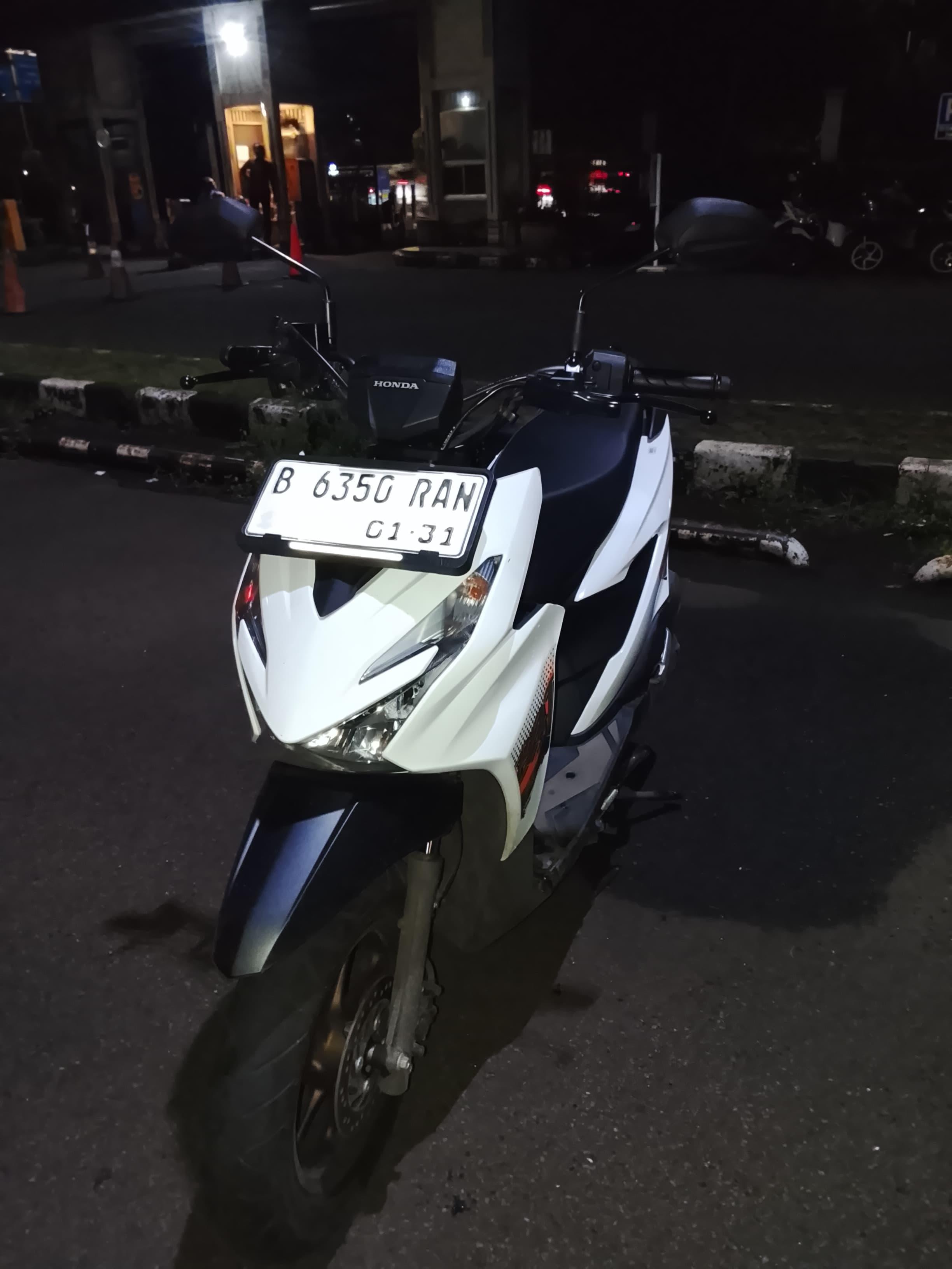 motorcycle Beat Street CBS 2025 (12) // (B 6350 RAN))