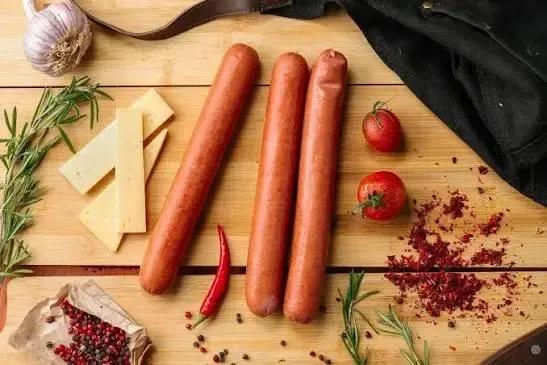 Mencari Toko Daging Halal di Jakarta Utara? Delikatessa Hadirkan Pilihan Sosis Premium untuk Keluarga dan Bisnis Kuliner